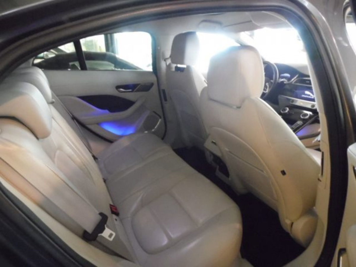 Jaguar I-Pace EV 90 kWh 400 CV Auto AWD HSE (9)