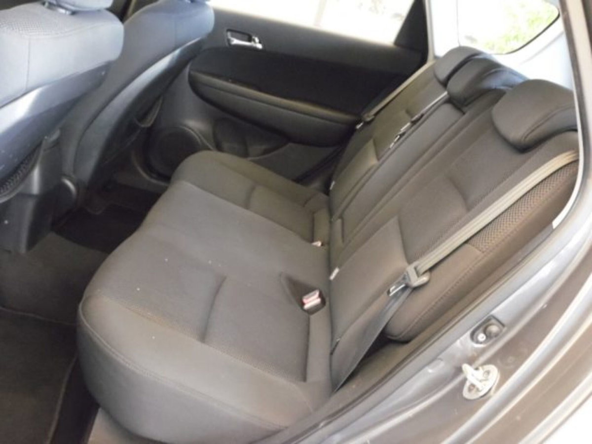 Hyundai i30 Station Wagon 1.6 CRDi VGT 16V 115CV Active (12)