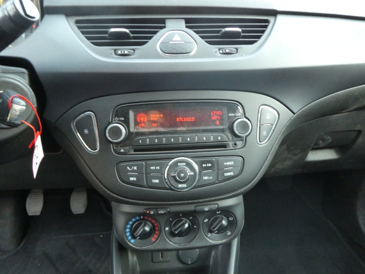 Opel Corsa 1.3 CDTI 5 porte (11)