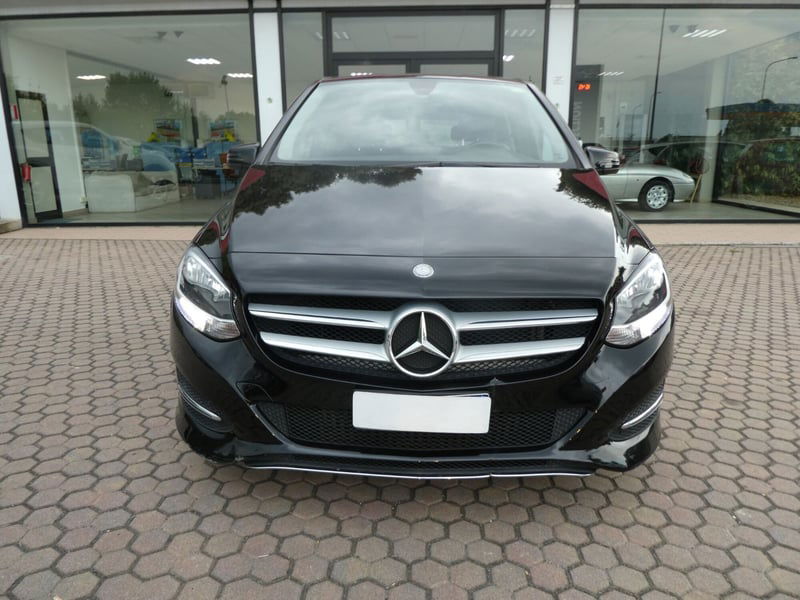 Mercedes-Benz Classe B 180 d Premium