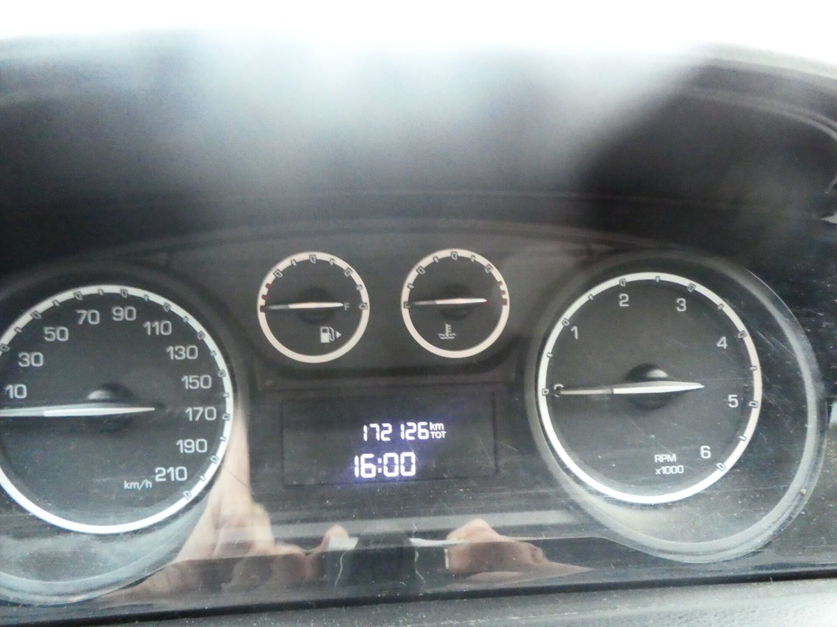 Lancia Ypsilon 1.3 MJT 16V 95 CV 5 porte S&S Black&Red (13)