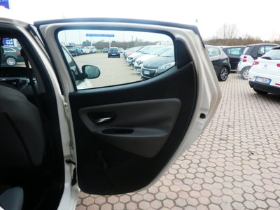 Lancia Ypsilon 1.3 MJT 16V 95 CV 5 porte S&S Silver (19)