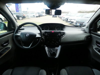 Lancia Ypsilon 1.3 MJT 16V 95 CV 5 porte S&S Silver (9)