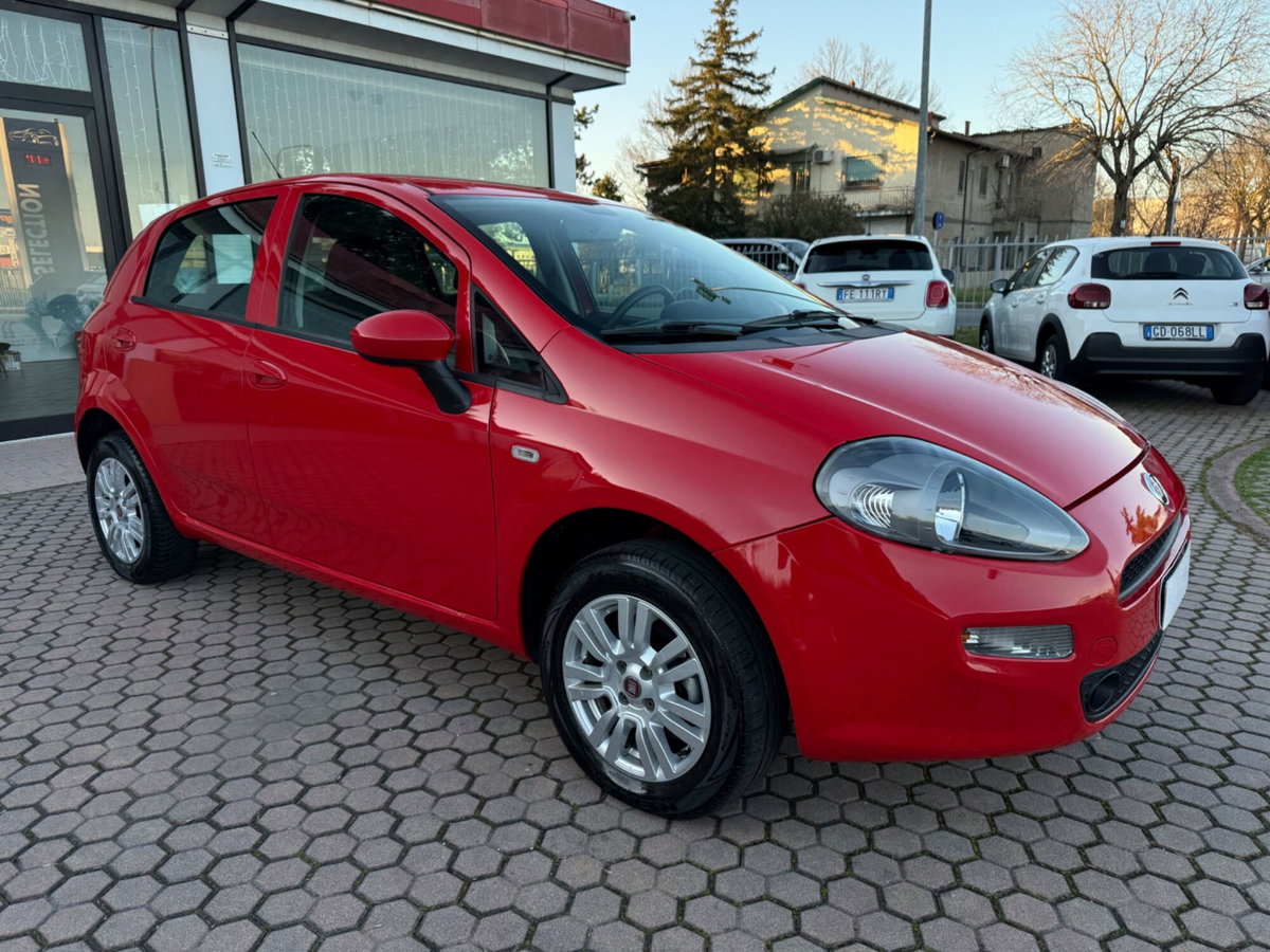 Fiat Punto 1.4 8V 5 porte Natural Power Virgin Radio (2)