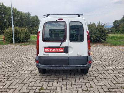 Renault Kangoo 1.5 dCi/70CV 4p. Pack (8)