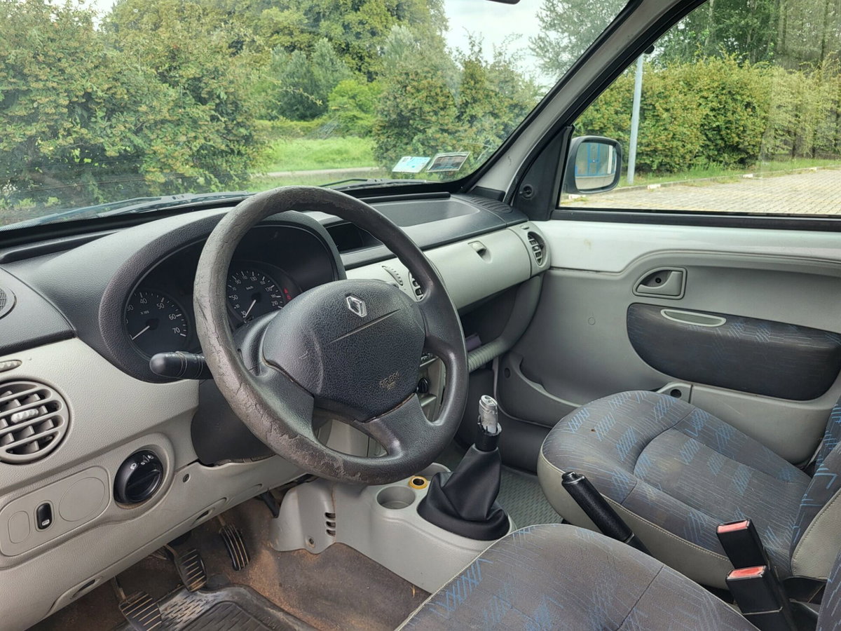 Renault Kangoo 1.5 dCi/70CV 4p. Pack (9)