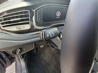 Volkswagen Taigo 1.0 tsi R-Line 115cv (10)