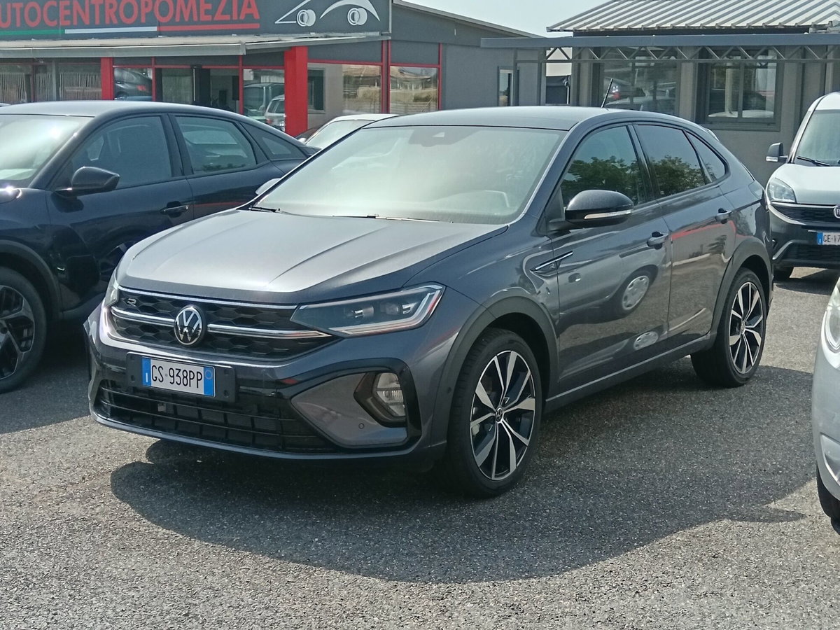 Volkswagen Taigo 1.0 tsi R-Line 115cv (5)