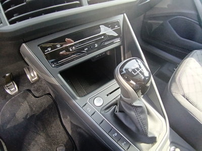 Volkswagen Taigo 1.0 tsi R-Line 115cv (8)