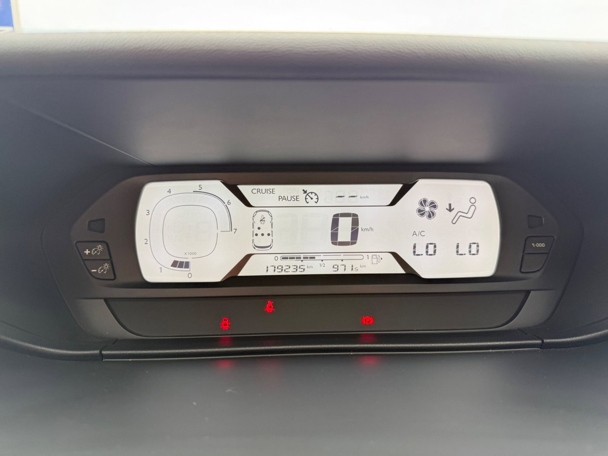 Citroen C4 SpaceTourer Space  BlueHDi 130 S&S Live (13)