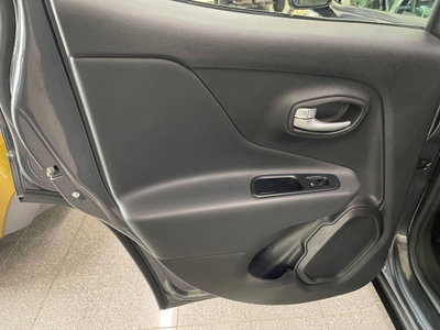 Jeep Renegade 1.5 Turbo T4 MHEV Limited (10)