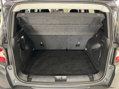 Jeep Renegade 1.5 Turbo T4 MHEV Limited (9)
