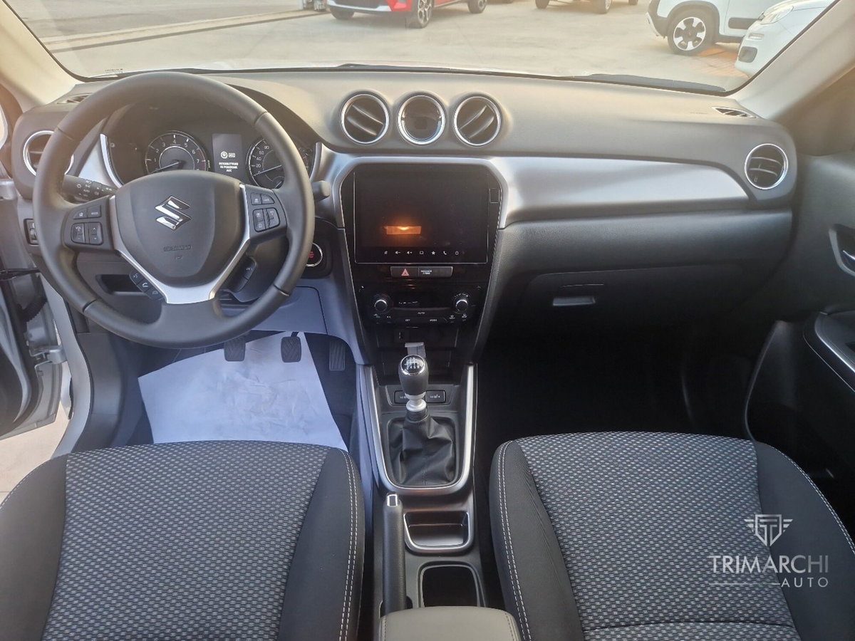 Suzuki Vitara 1.4 Hybrid Easy Cool (16)