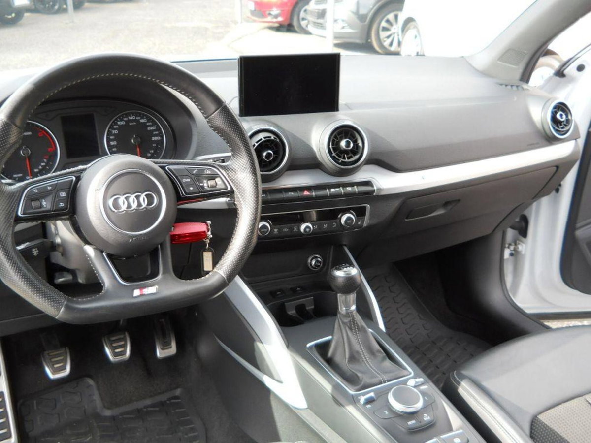 Audi Q2 Q2 35 TDI S line Edition (18)