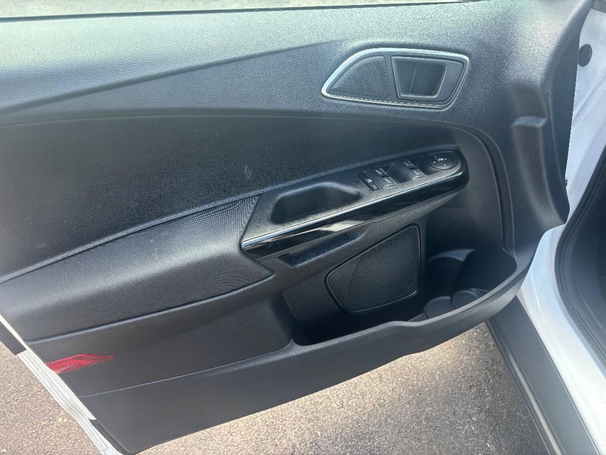 Ford B-Max B-Max 1.0 EcoBoost 100 CV Titanium (9)