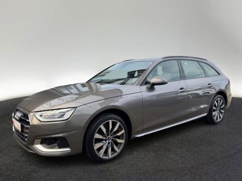 Audi A4 Avant 30 TDI S tronic Sport
