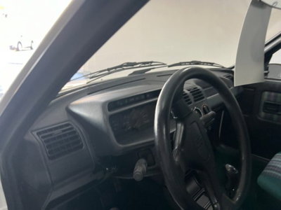 Peugeot 205 5 porte Open (8)