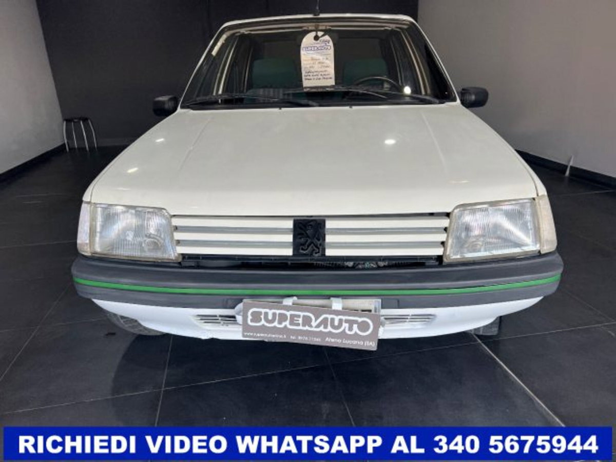Peugeot 205 5 porte Open (2)