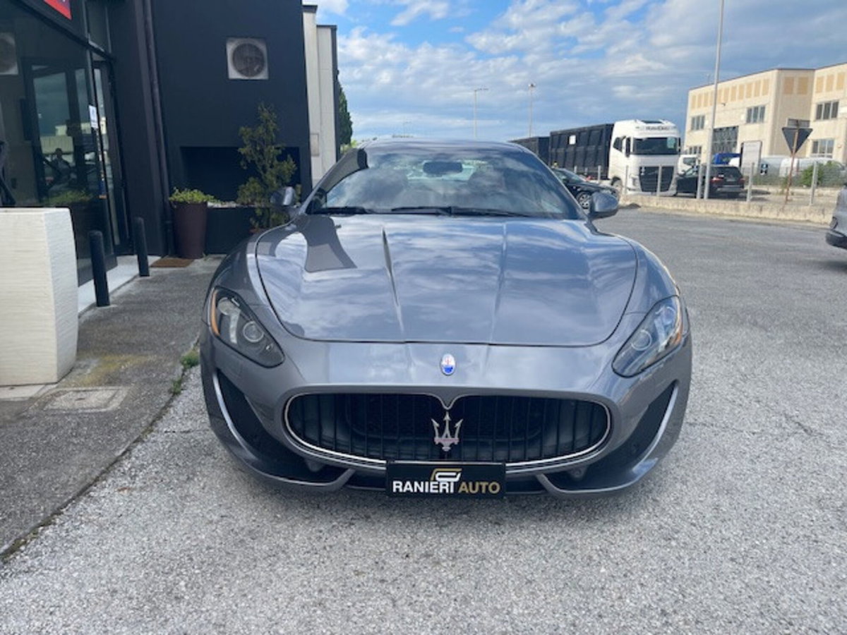 Maserati Granturismo GranTurismo 4.7 V8 Sport (2)