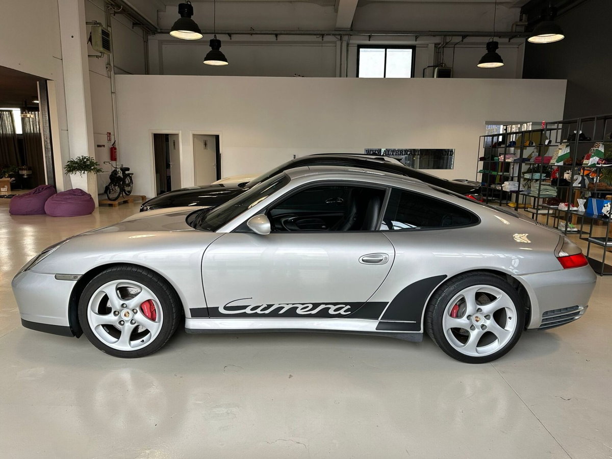 Porsche 911 Coupé Carrera 4S cat (3)