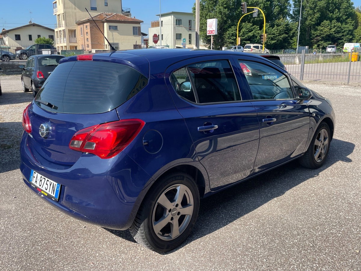 Opel Corsa 1.4 90CV GPL Tech 5 porte Cosmo (5)