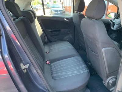 Opel Corsa 1.2 5 porte Enjoy (17)