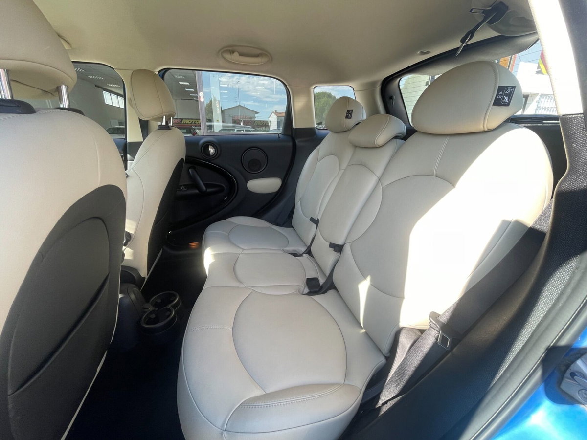MINI Mini Countryman 2.0 Cooper SD Countryman ALL4 (9)