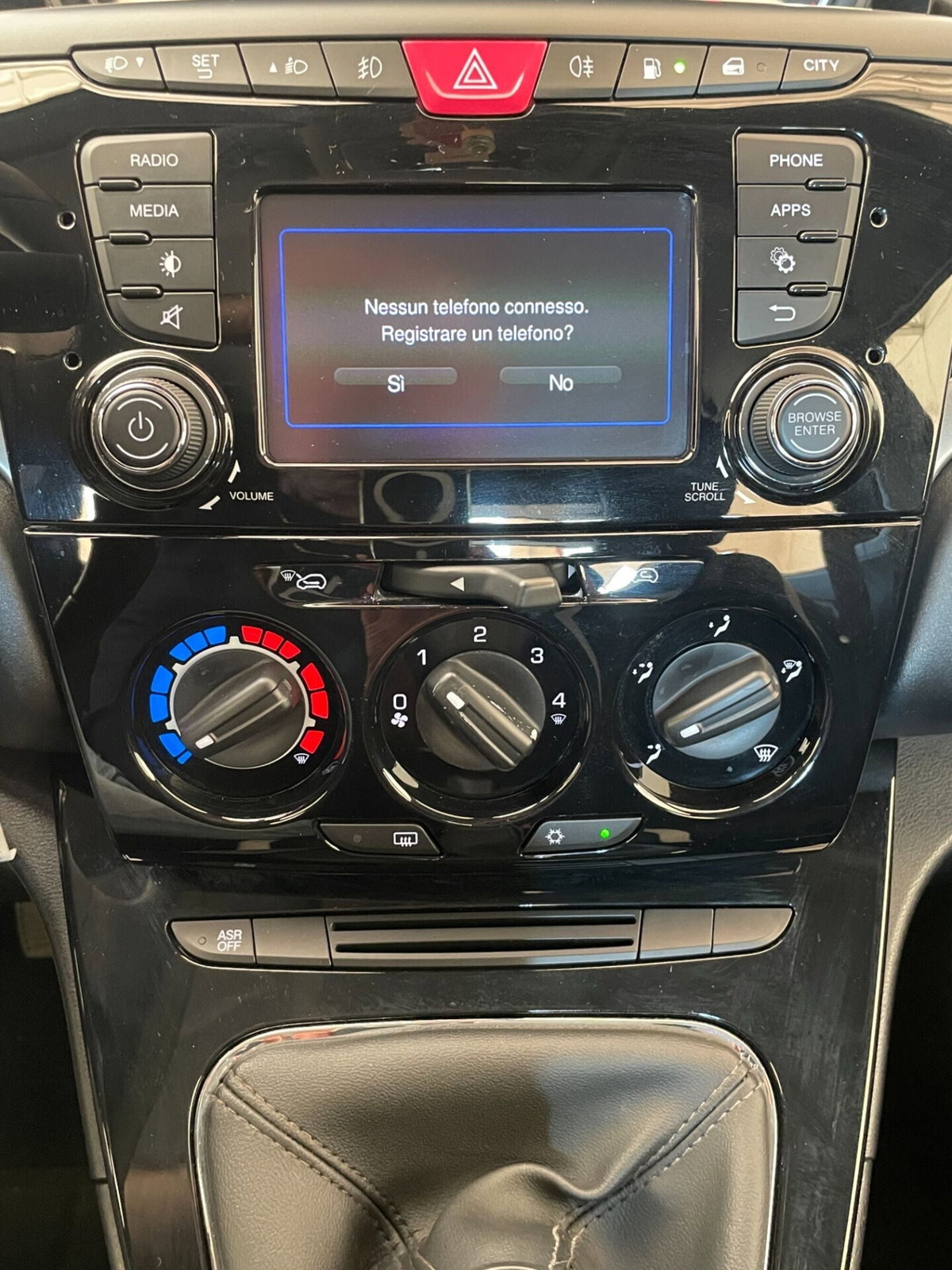 Lancia Ypsilon 1.2 69 CV 5 porte GPL Ecochic Silver (16)