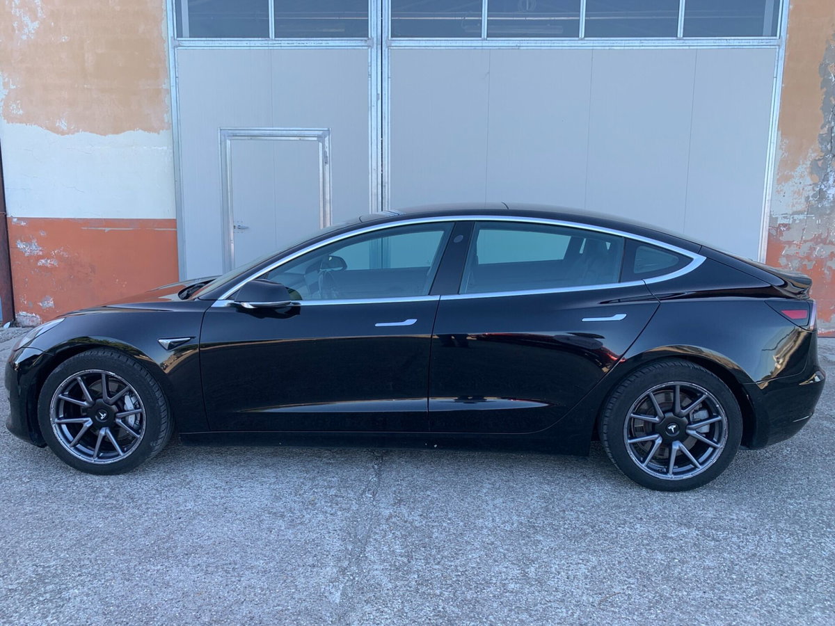 Tesla Model S Model S 100kWh Long Range Dual Motor AWD (2)