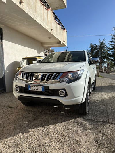 Mitsubishi L200 2.4 DI-D/154CV Double Cab Intense usato