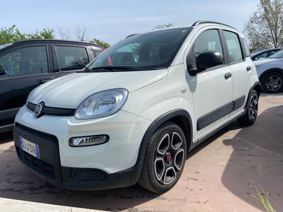 Fiat Panda 1.0 FireFly S&S Hybrid City Life usata