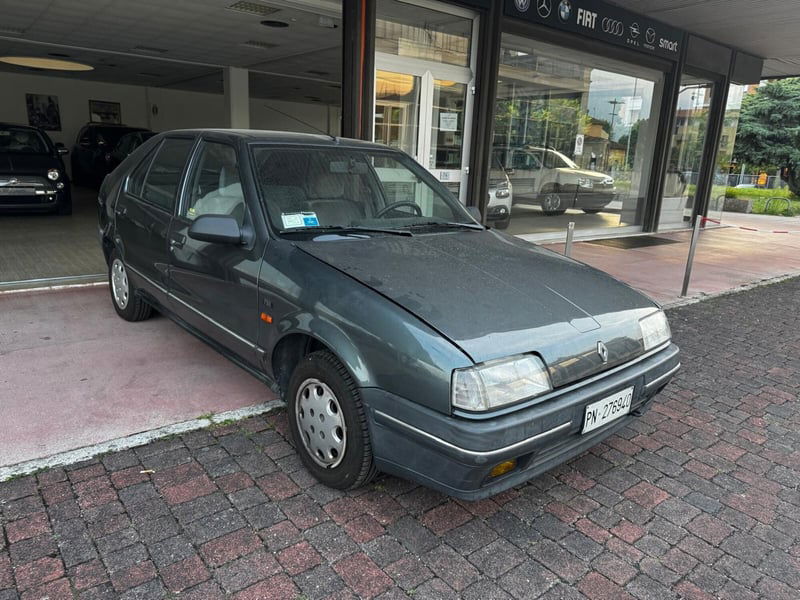 Renault 19 5 porte GTS