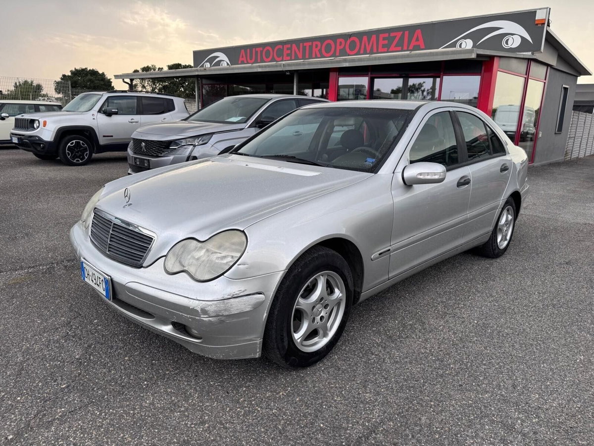 Mercedes-Benz Classe C Coupé 220 CDI cat Sportcoupé Classic (2)