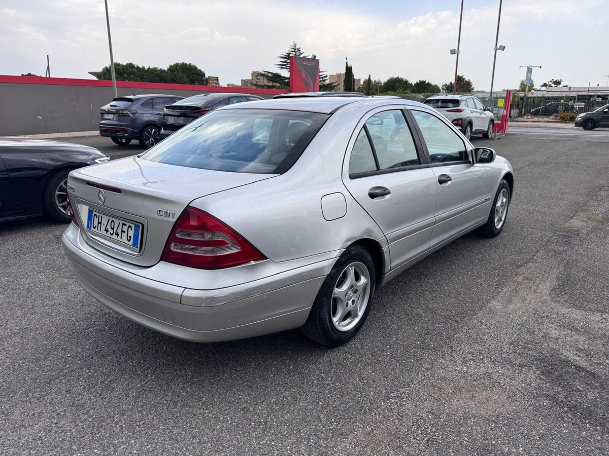 Mercedes-Benz Classe C Coupé 220 CDI cat Sportcoupé Classic (4)