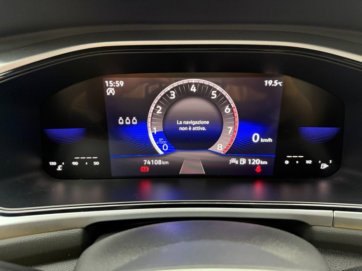 Volkswagen T-Roc 1.0 TSI Life (15)
