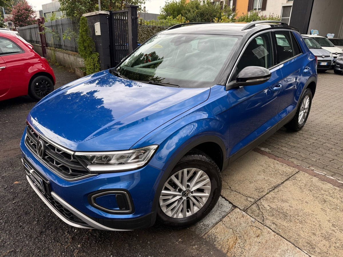 Volkswagen T-Roc 1.0 TSI Life (3)