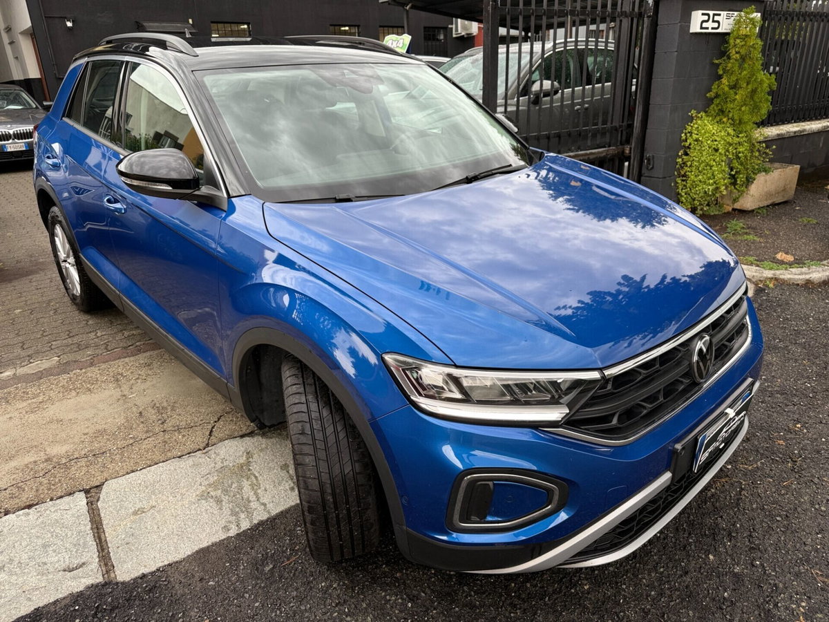 Volkswagen T-Roc 1.0 TSI Life (7)