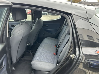Lancia Ypsilon 1.0 FireFly 5 porte S&S Hybrid Ecochic Gold (6)