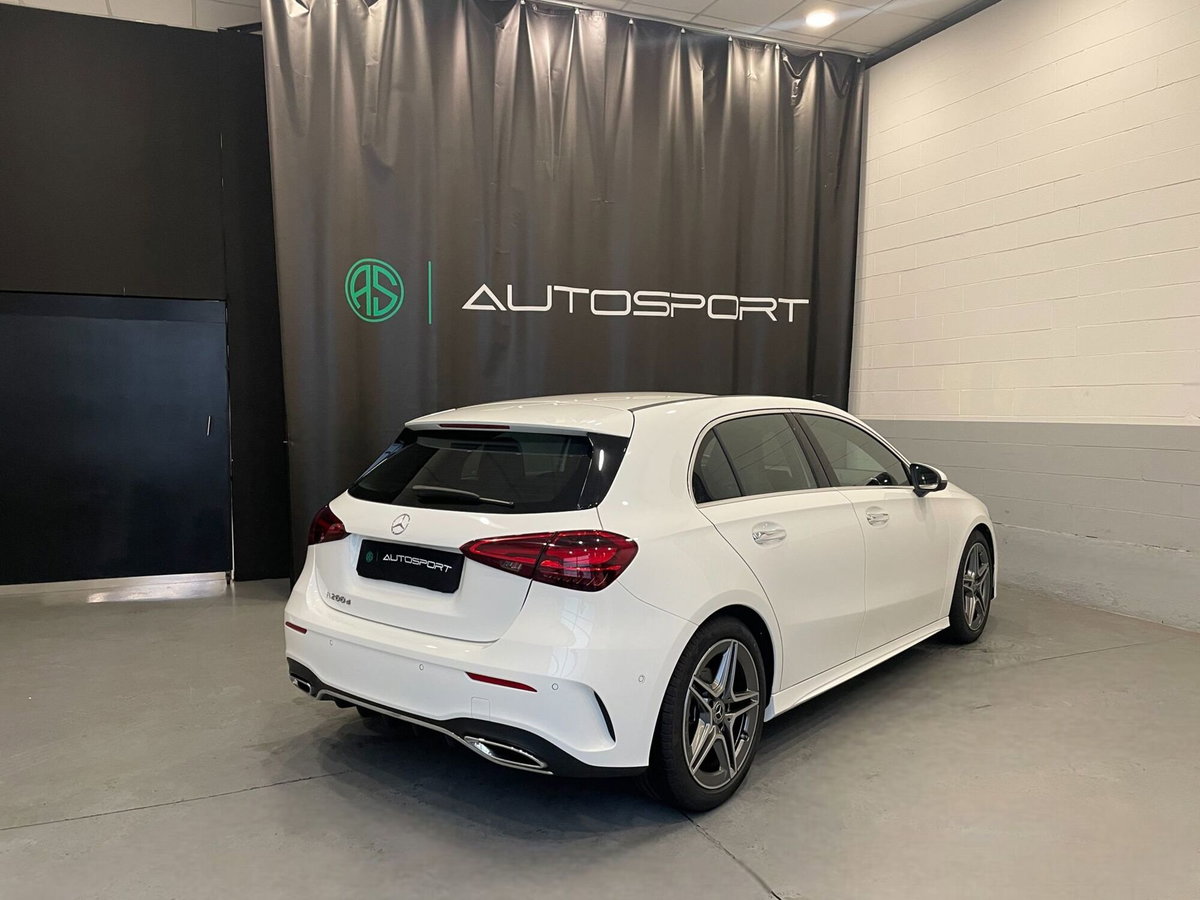 Mercedes-Benz Classe A 200 d Automatic Premium (7)