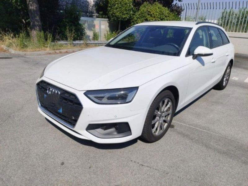 Audi A4 Avant 30 TDI/136 CV S tronic Business Advanced