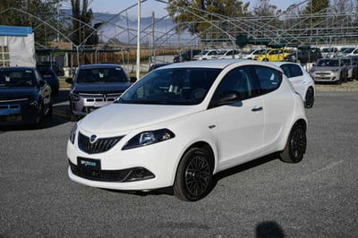 Lancia Ypsilon 1.0 FireFly 5 porte S&S Hybrid Ecochic A. Ferretti nuova