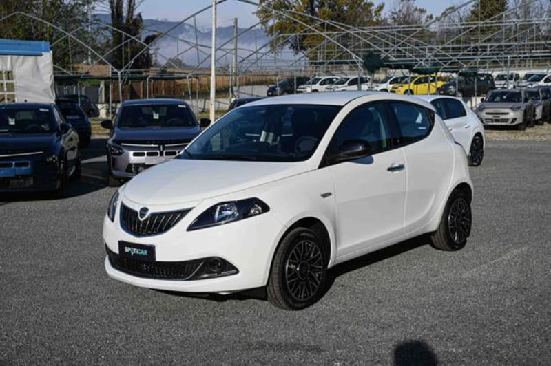 Lancia Ypsilon 1.0 FireFly 5 porte S&S Hybrid Ecochic A. Ferretti