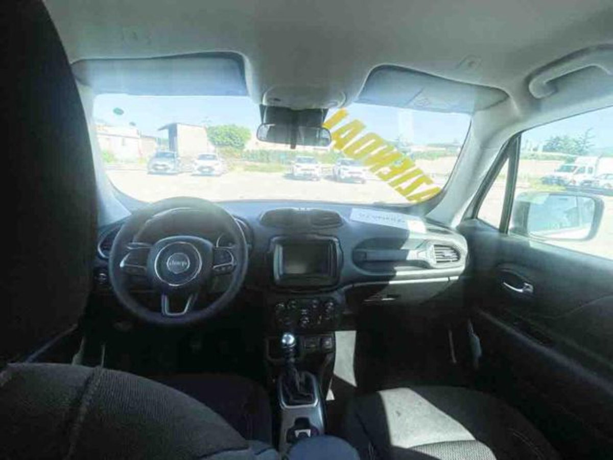 Jeep Renegade 1.0 T3 Limited (8)