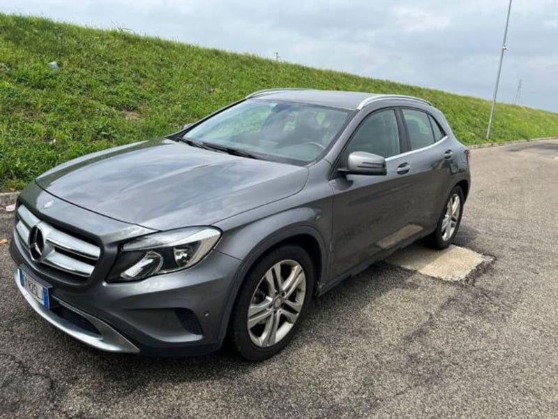 Mercedes-Benz GLA SUV 200 CDI Automatic Sport
