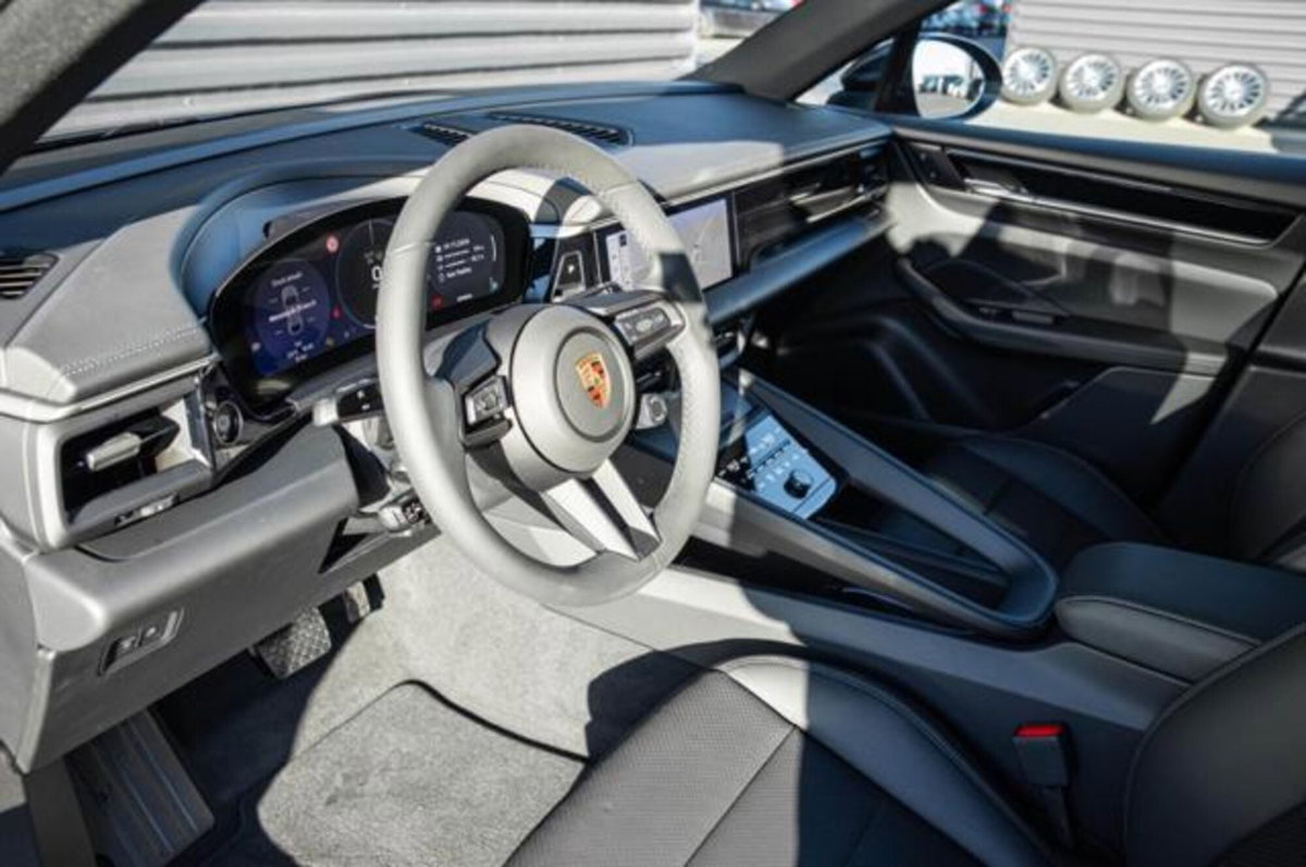 Porsche Macan 4S (7)