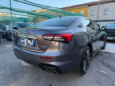 Maserati Ghibli Ghibli L4 330 CV MHEV Gransport (5)
