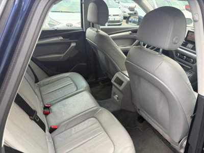 Audi Q5 40 TDI quattro S tronic Design (10)