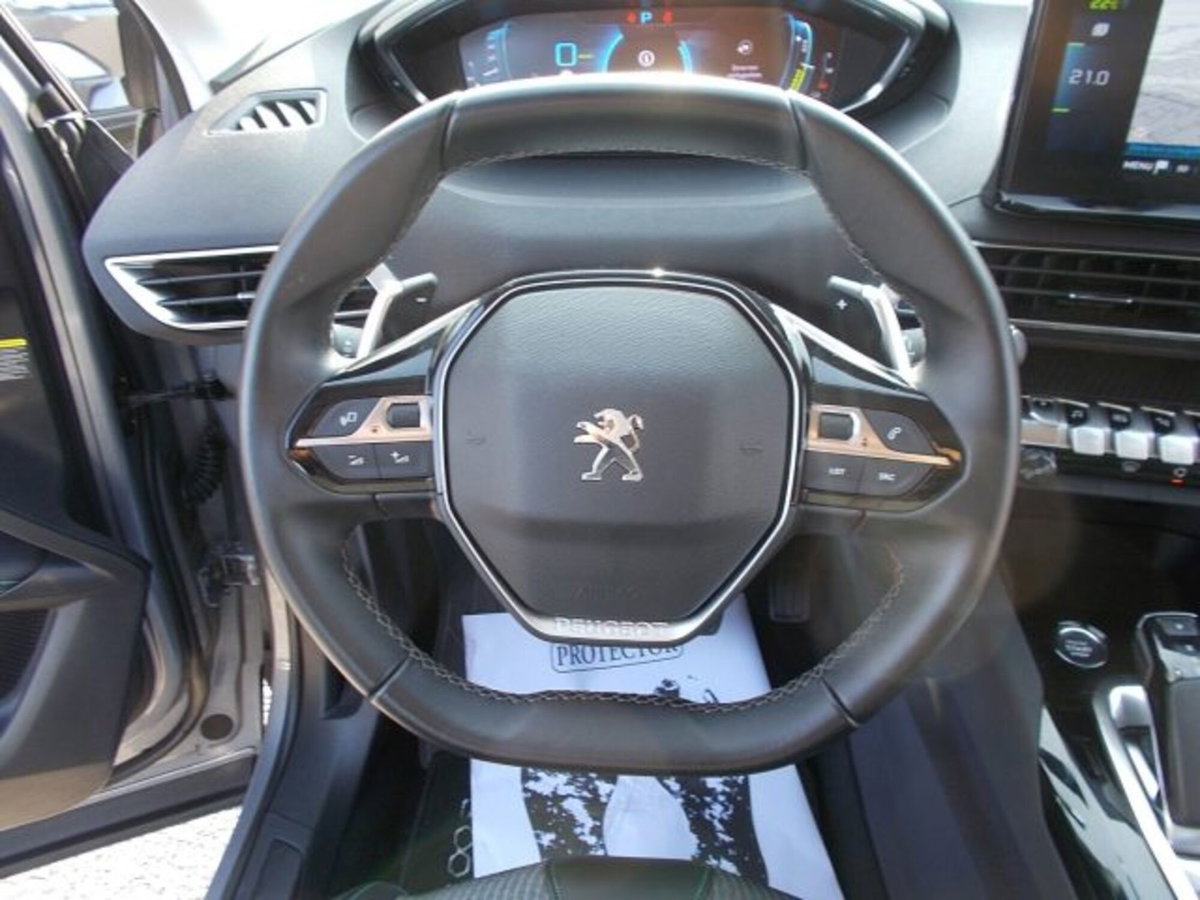 Peugeot 3008 Hybrid 225 e-EAT8 Allure (14)