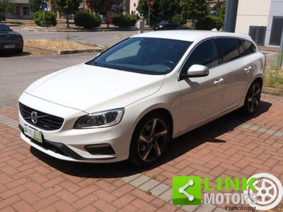 Volvo V60 D4 Kinetic usata