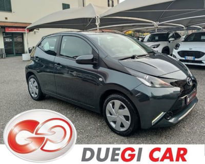 Toyota Aygo 1.0 VVT-i 72 CV 5 porte x-play usata